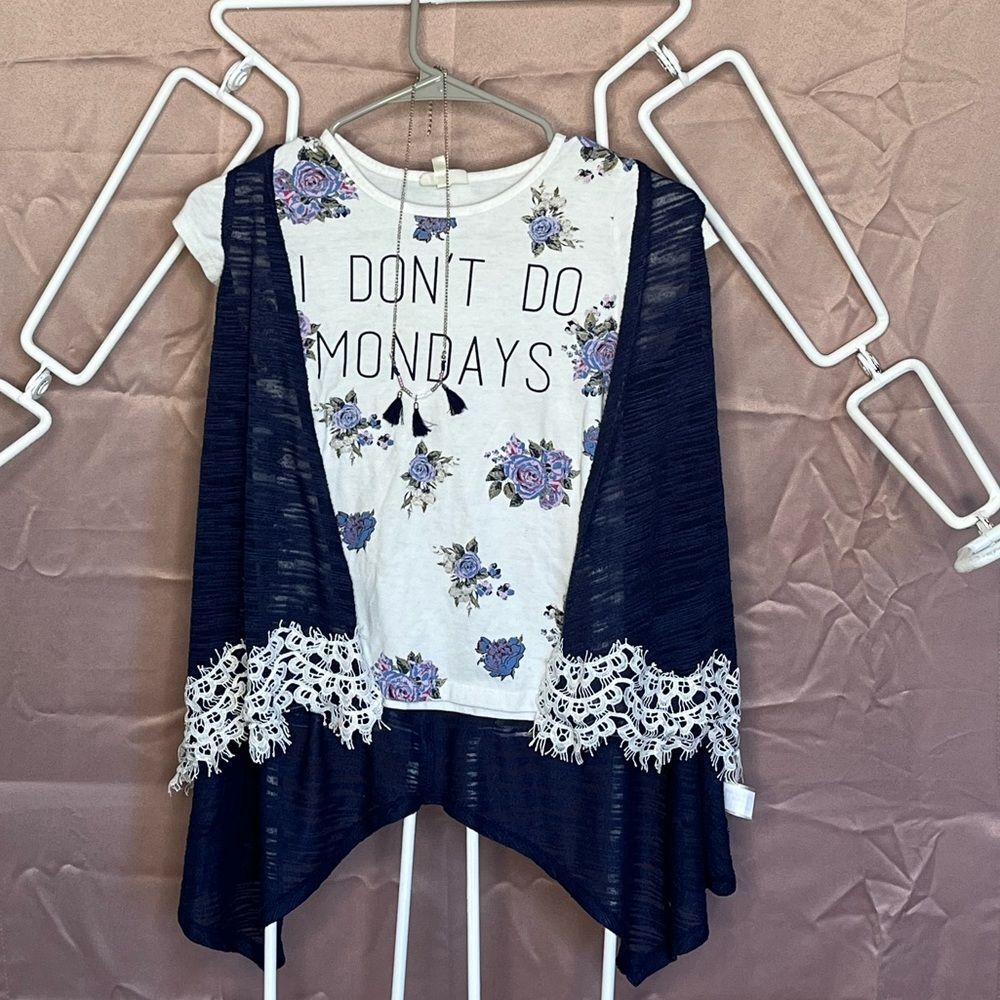Self Esteem 3 piece set girls size small top vest and necklace
